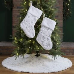 Glitzhome® White Plush With Snowflake Christmas Stocking & Tree Skirt Set 13 Glitzhome® White Plush With Snowflake Christmas Stocking & Tree Skirt Set -Christmas Designers Store D252906S 2