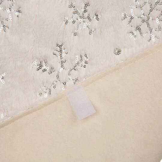 Glitzhome® White Plush With Snowflake Christmas Stocking & Tree Skirt Set 11 Glitzhome® White Plush With Snowflake Christmas Stocking & Tree Skirt Set - Image 9