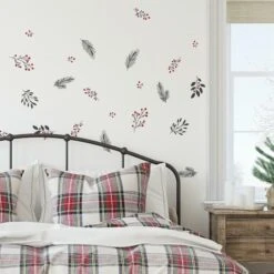 Roommates Holly Berries & Twigs Peel And Stick Wall Decals 12 Roommates Holly Berries & Twigs Peel And Stick Wall Decals -Christmas Designers Store D515183S 3