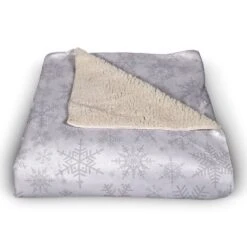 Noel Snowflake Pattern 50x60 Sherpa Fleece Blanket 9 Noel Snowflake Pattern 50x60 Sherpa Fleece Blanket -Christmas Designers Store D518016S 3