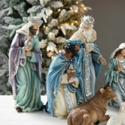 Glitzhome® Oversized Deluxe Blue Resin Nativity Figurine Set -Christmas Designers Store D652338S 3