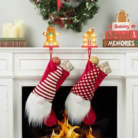 Glitzhome® Marquee LED Gingerbread House & Gingerbread Man Christmas Stocking Holder Set 7 Glitzhome® Marquee LED Gingerbread House & Gingerbread Man Christmas Stocking Holder Set - Image 5